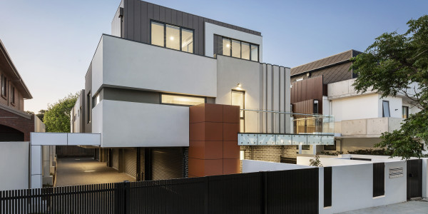 Pintar Fachadas de Casas Unifamiliares / Chalets Fuenlabrada · Pintado de Paredes Exteriores