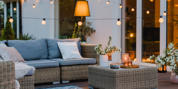 Pintar Fachadas de Casas Unifamiliares / Chalets Fuenlabrada · Pintura para Pintar Patios y Jardines